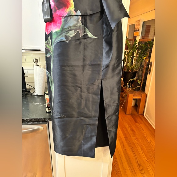 new Kay Unger Luciana column gown in midnight navy blue floral print - Picture 7 of 9